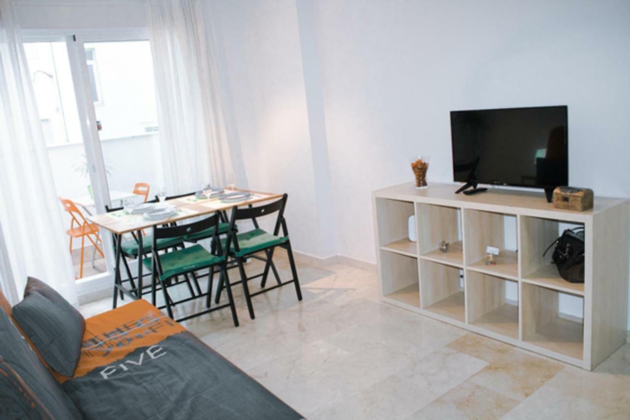 Apartamento Juan De Herrera Malaga Ngoại thất bức ảnh